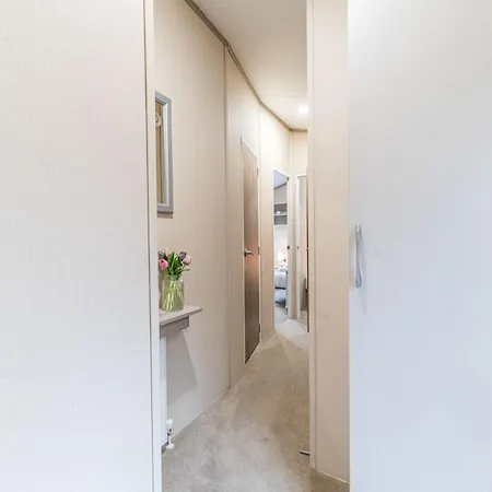 Dizzy Ducks * Windermere