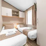 Дом отдыха Dizzy Ducks *